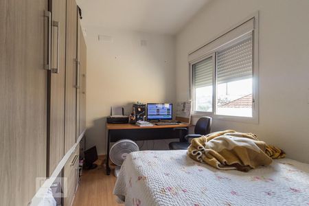 Dormitório de casa à venda com 2 quartos, 78m² em Jardim Carvalho, Porto Alegre