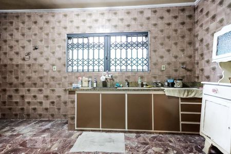 Casa à venda com 285m², 3 quartos e 10 vagasCozinha