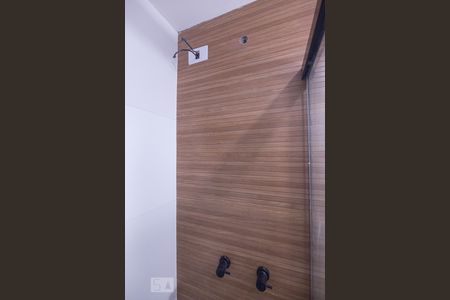 Apartamento à venda com 70m², 3 quartos e 1 vaga Apartamento à venda com 70m², 3 quartos e 1 vagaBanheiro Suíte