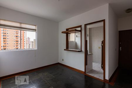 Sala  de apartamento à venda com 1 quarto, 40m² em Funcionários, Belo Horizonte
