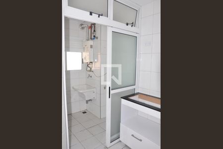 Apartamento à venda com 65m², 2 quartos e 1 vagaÁrea de Serviço
