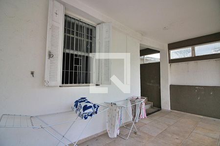 Casa para alugar com 330m², 8 quartos e 5 vagasLavanderia e Quintal casa 2
