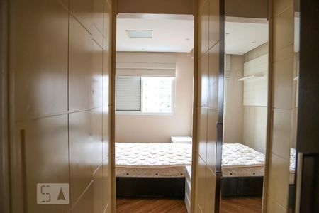 Apartamento à venda com 74m², 3 quartos e 1 vaga Apartamento à venda com 74m², 3 quartos e 1 vagaSuíte