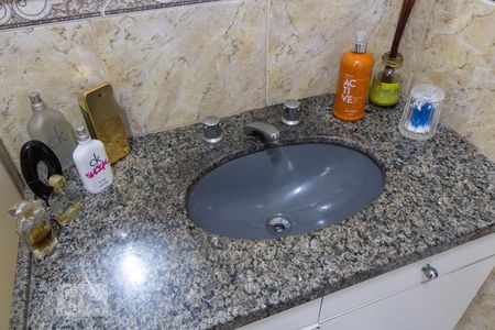 Apartamento à venda com 155m², 4 quartos e 1 vagaBanheiro