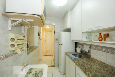 Apartamento à venda com 40m², 1 quarto e sem vagaCozinha