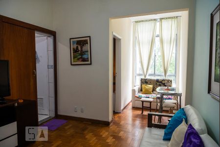 Sala de apartamento para alugar com 1 quarto, 48m² em Copacabana, Rio de Janeiro