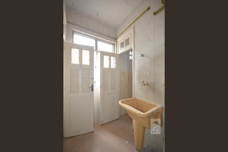 Apartamento à venda com 115m², 3 quartos e sem vagaÁrea de Serviço