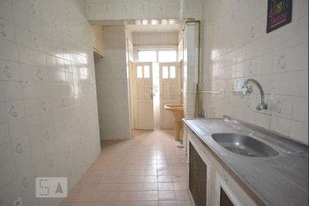 Apartamento à venda com 115m², 3 quartos e sem vagaCozinha