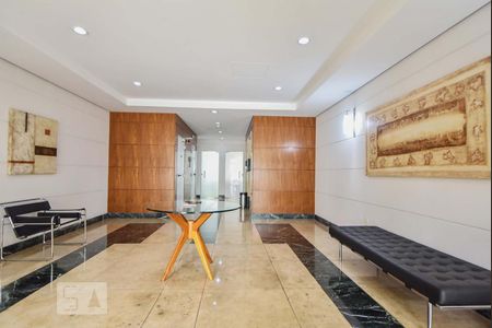 Apartamento para alugar com 65m², 1 quarto e 2 vagasHall