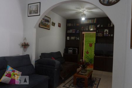 Casa à venda com 120m², 2 quartos e 2 vagasSala de Estar