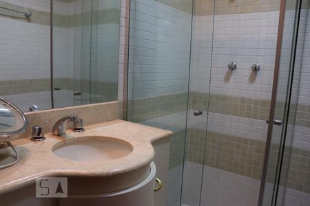 Apartamento para alugar com 130m², 3 quartos e 3 vagasBanheiro 3