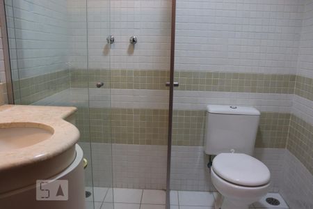 Apartamento para alugar com 130m², 3 quartos e 3 vagasBanheiro 3