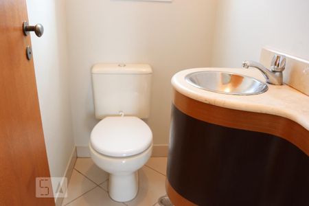 Apartamento para alugar com 130m², 3 quartos e 3 vagasLavabo