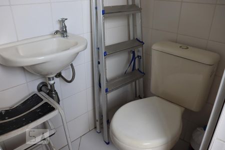 Apartamento para alugar com 130m², 3 quartos e 3 vagasBanheiro de Serviço