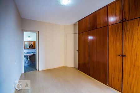 Suíte de apartamento para alugar com 1 quarto, 72m² em Cambuí, Campinas