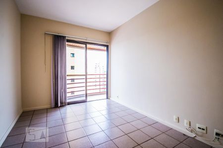 Sala de apartamento para alugar com 1 quarto, 72m² em Cambuí, Campinas