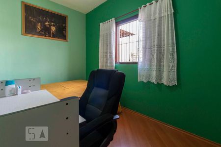 Casa à venda com 175m², 4 quartos e 2 vagasQuarto 2