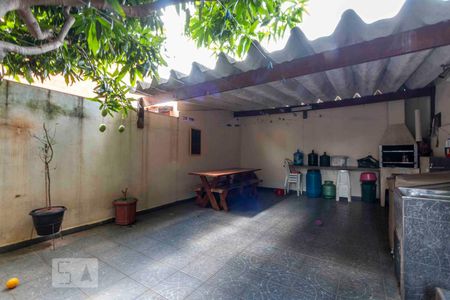 Casa à venda com 175m², 4 quartos e 2 vagasÁrea de Serviço - Churrasqueira