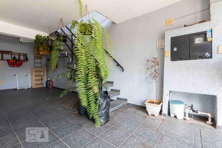 Casa à venda com 175m², 4 quartos e 2 vagasGaragem