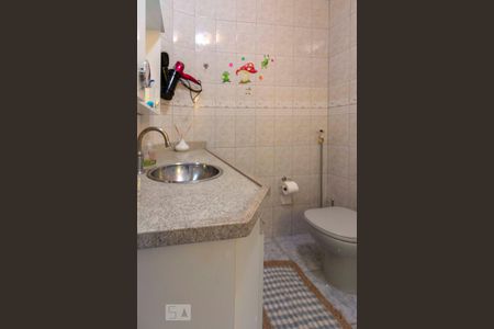 Casa à venda com 175m², 4 quartos e 2 vagasBanheiro Quarto 3 - Suite