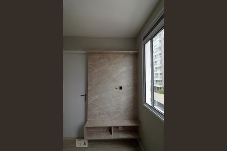Apartamento para alugar com 34m², 2 quartos e sem vaga Apartamento para alugar com 34m², 2 quartos e sem vagaDetalhe Sala