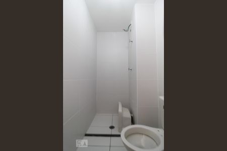 Apartamento para alugar com 34m², 2 quartos e sem vaga Apartamento para alugar com 34m², 2 quartos e sem vagaBanheiro