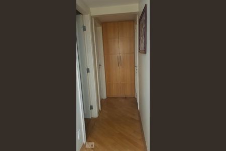 Apartamento à venda com 167m², 3 quartos e 3 vagascorredor