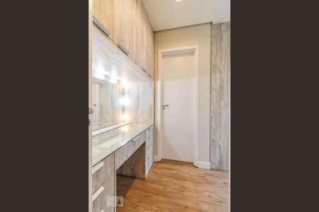 Apartamento à venda com 58m², 2 quartos e 1 vaga Apartamento à venda com 58m², 2 quartos e 1 vagaSuíte