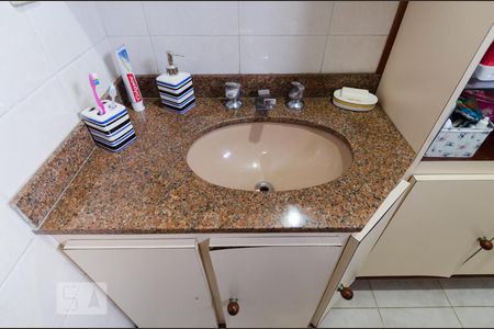 Apartamento para alugar com 110m², 3 quartos e 1 vagaBanheiro da suíte