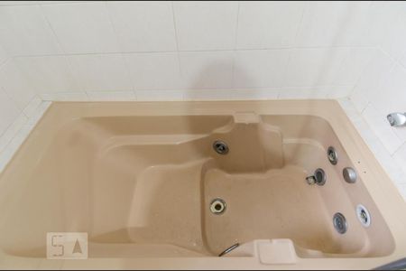 Apartamento para alugar com 110m², 3 quartos e 1 vagaBanheiro da suíte