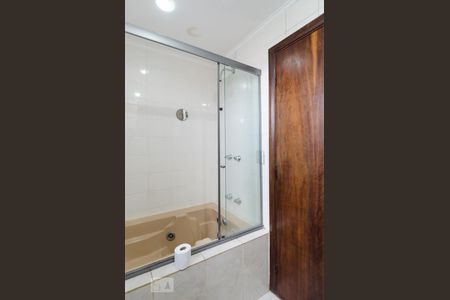 Apartamento para alugar com 110m², 3 quartos e 1 vagaBanheiro da suíte