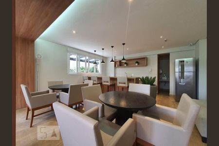 Apartamento à venda com 103m², 2 quartos e 2 vagasSalão de festas