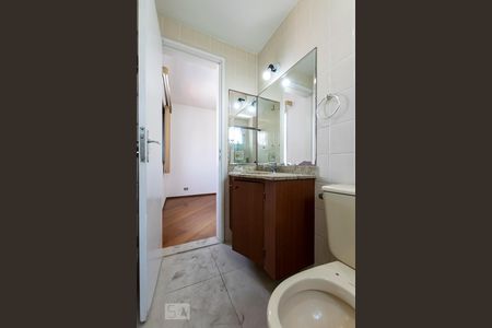 Apartamento à venda com 72m², 3 quartos e 1 vagaQuarto 3 - Suíte/ Banheiro