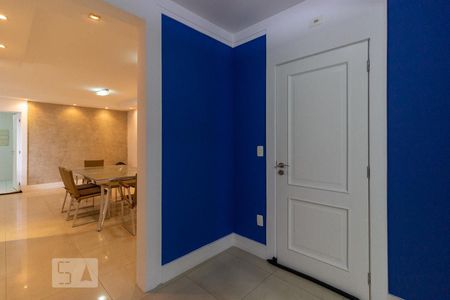Hall de apartamento à venda com 4 quartos, 177m² em Alphaville Industrial, Barueri