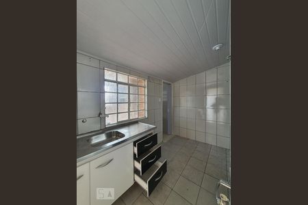 Cozinha de casa para alugar com 1 quarto, 48m² em Jardim Vergueiro (sacomã), São Paulo