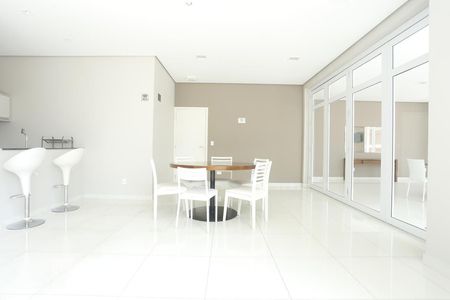 Apartamento à venda com 36m², 1 quarto e 1 vagaÁrea comum - Salão de Festas