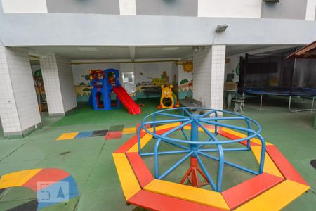 Apartamento à venda com 68m², 2 quartos e 1 vaga Apartamento à venda com 68m², 2 quartos e 1 vagaÁrea Comum - Playground