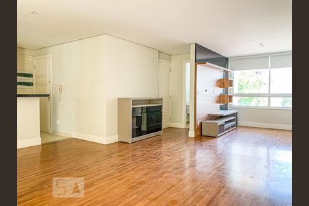 Sala de apartamento à venda com 2 quartos, 126m² em Cambuí, Campinas