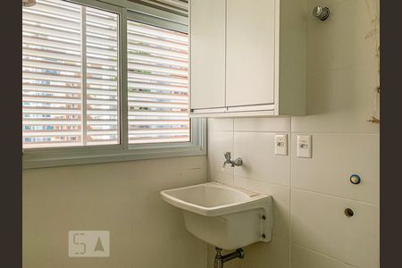 Apartamento à venda com 126m², 2 quartos e 2 vagas Apartamento à venda com 126m², 2 quartos e 2 vagasÁrea de Serviço