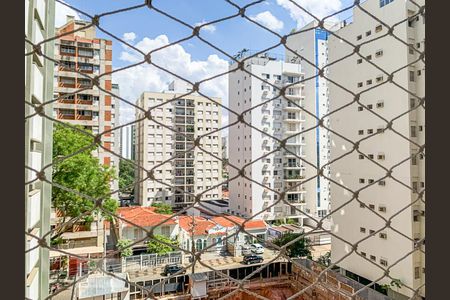 Sala de apartamento à venda com 2 quartos, 126m² em Cambuí, Campinas