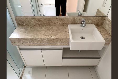 Apartamento à venda com 126m², 2 quartos e 2 vagasBanheiro do Quarto