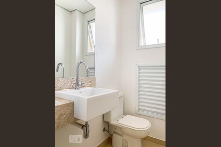 Lavabo de apartamento à venda com 2 quartos, 126m² em Cambuí, Campinas