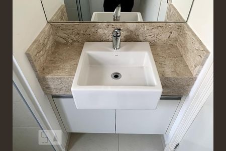 Apartamento à venda com 126m², 2 quartos e 2 vagasBanheiro do Quarto 2