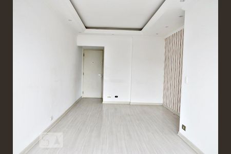 Apartamento para alugar com 73m², 3 quartos e sem vagaSala