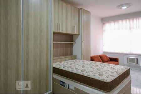 Sala/Quarto de kitnet/studio para alugar com 1 quarto, 35m² em Tijuca, Rio de Janeiro