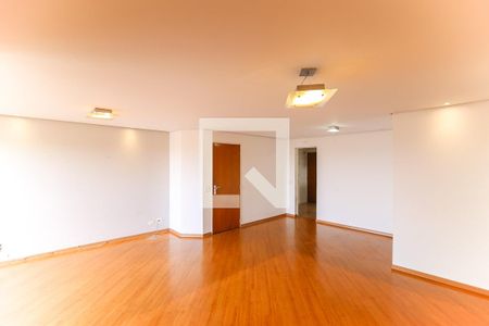 Sala de apartamento para alugar com 3 quartos, 220m² em Vila Progredior, São Paulo