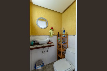 Apartamento à venda com 278m², 6 quartos e 2 vagas Apartamento à venda com 278m², 6 quartos e 2 vagasBanheiro