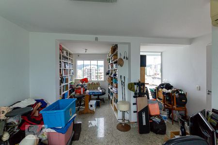 Apartamento à venda com 278m², 6 quartos e 2 vagas Apartamento à venda com 278m², 6 quartos e 2 vagasQuarto 6