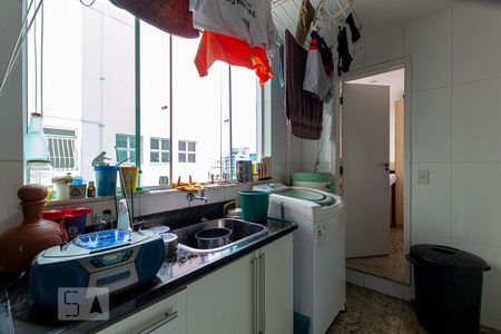 Apartamento à venda com 278m², 6 quartos e 2 vagas Apartamento à venda com 278m², 6 quartos e 2 vagasÁrea de Serviço