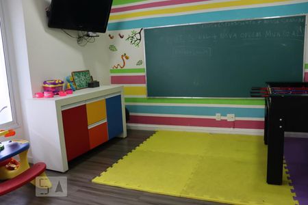 Apartamento para alugar com 60m², 2 quartos e 1 vagaÁrea comum - Salão de Jogos